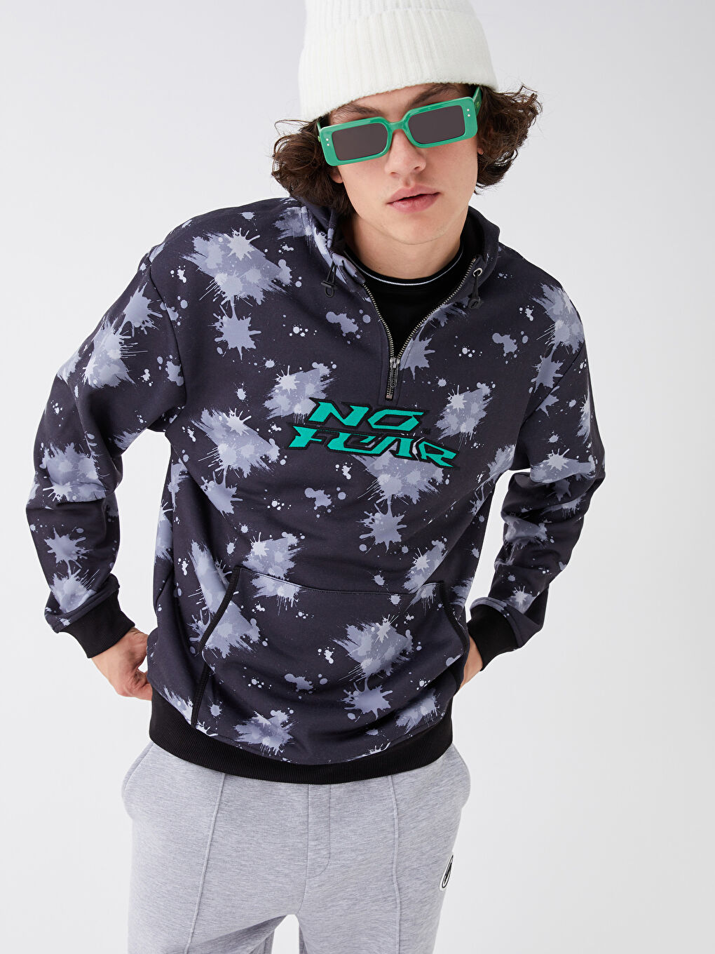 Siyah Uzun Kollu Baskılı Erkek Hoodie