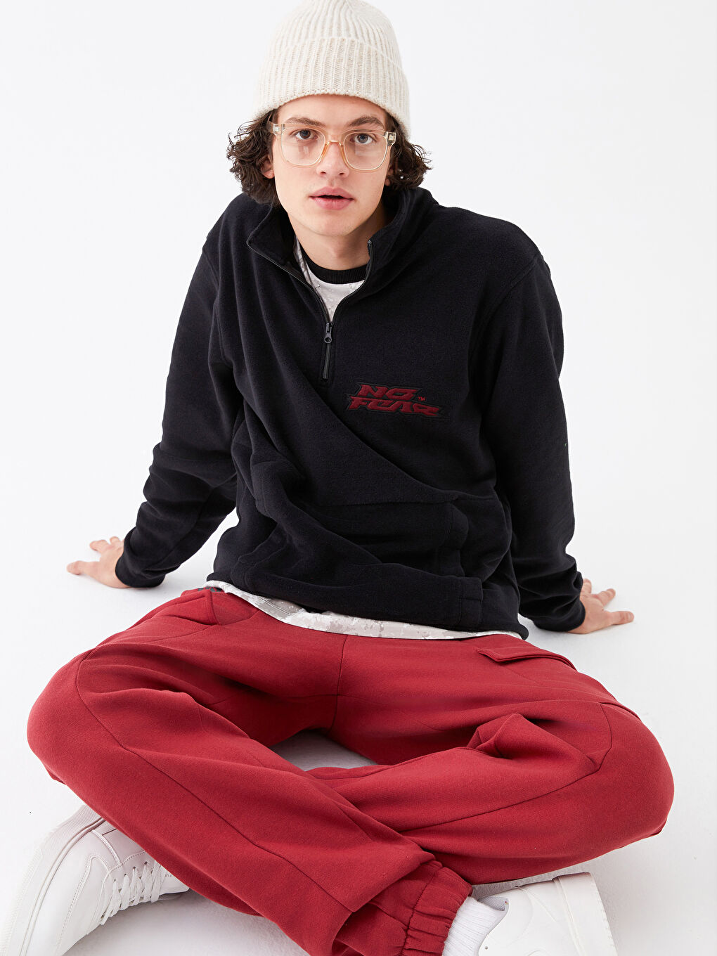 Siyah Dik Yaka Uzun Kollu Polar Erkek Sweatshirt