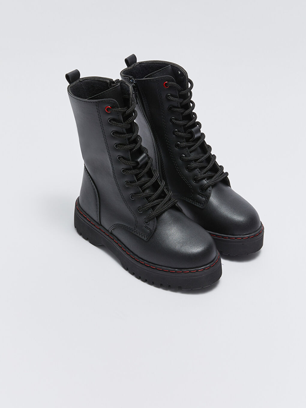 Siyah Deri Görünümlü Fermuarlı Kız Çocuk Bot