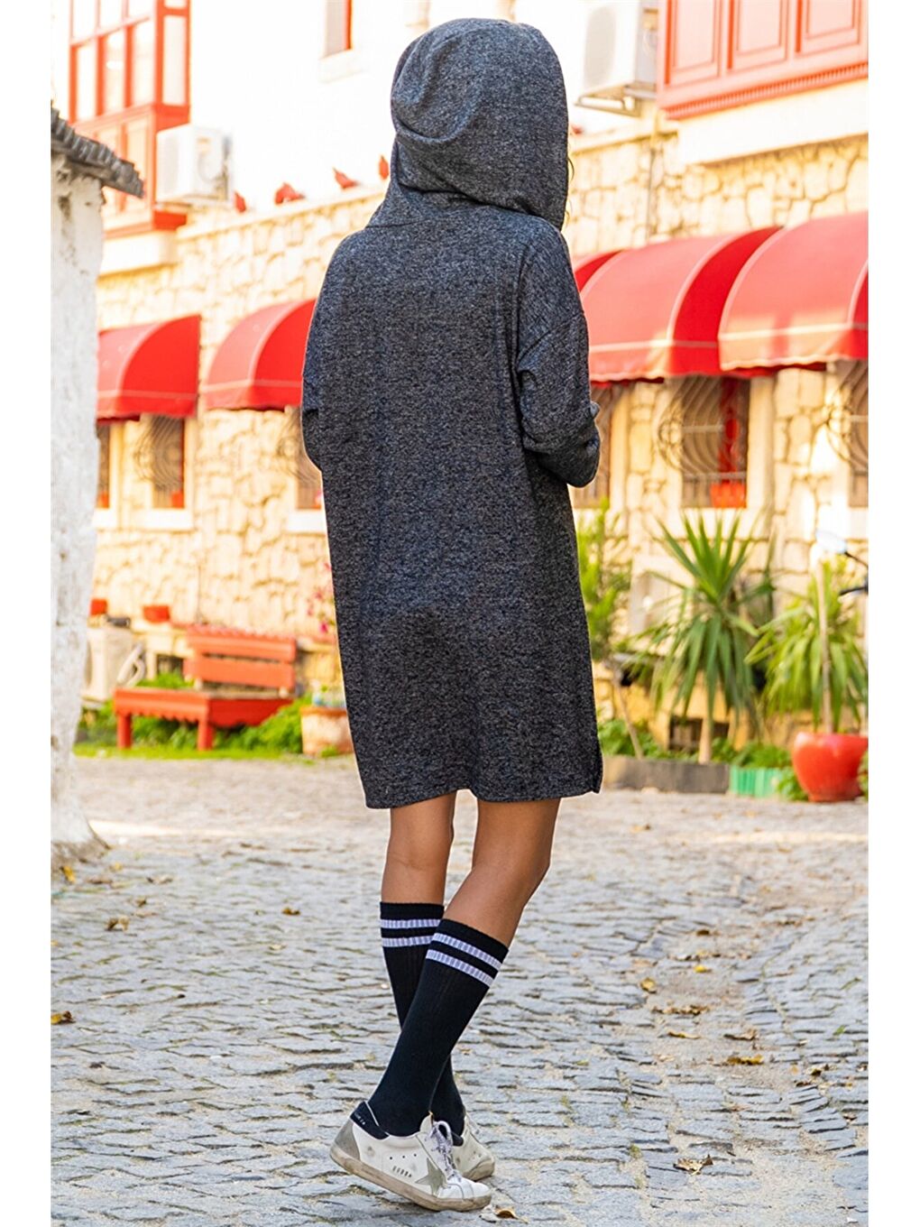 Antrasit Kapüşonlu Düz Uzun Kollu Kadın Elbise-1