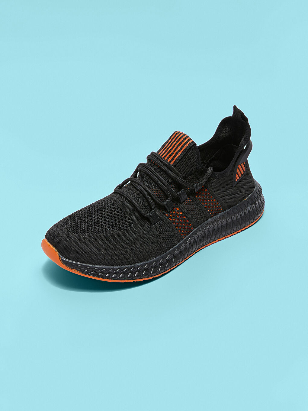 Siyah Bağcıklı Erkek Sol Tek Spor Ayakkabı