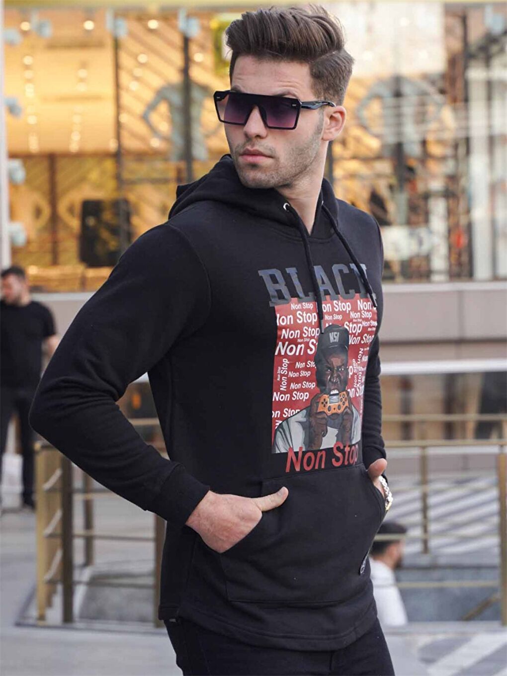 Siyah Uzun Kollu Baskılı Erkek Hoodie