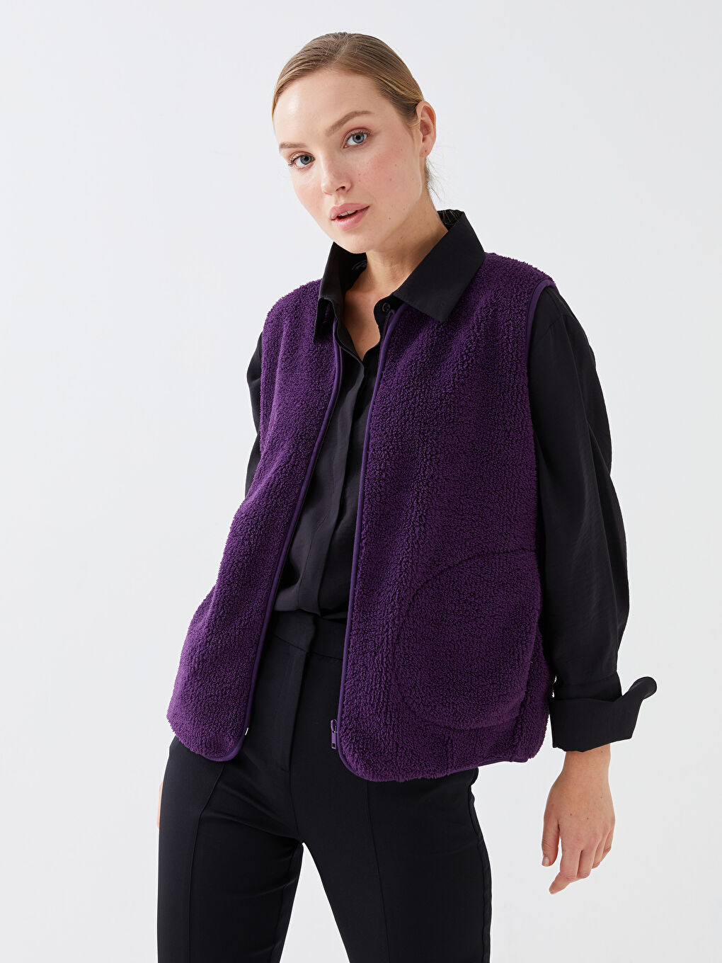 Mor V Yaka Düz Pelüş Kadın Yelek-1