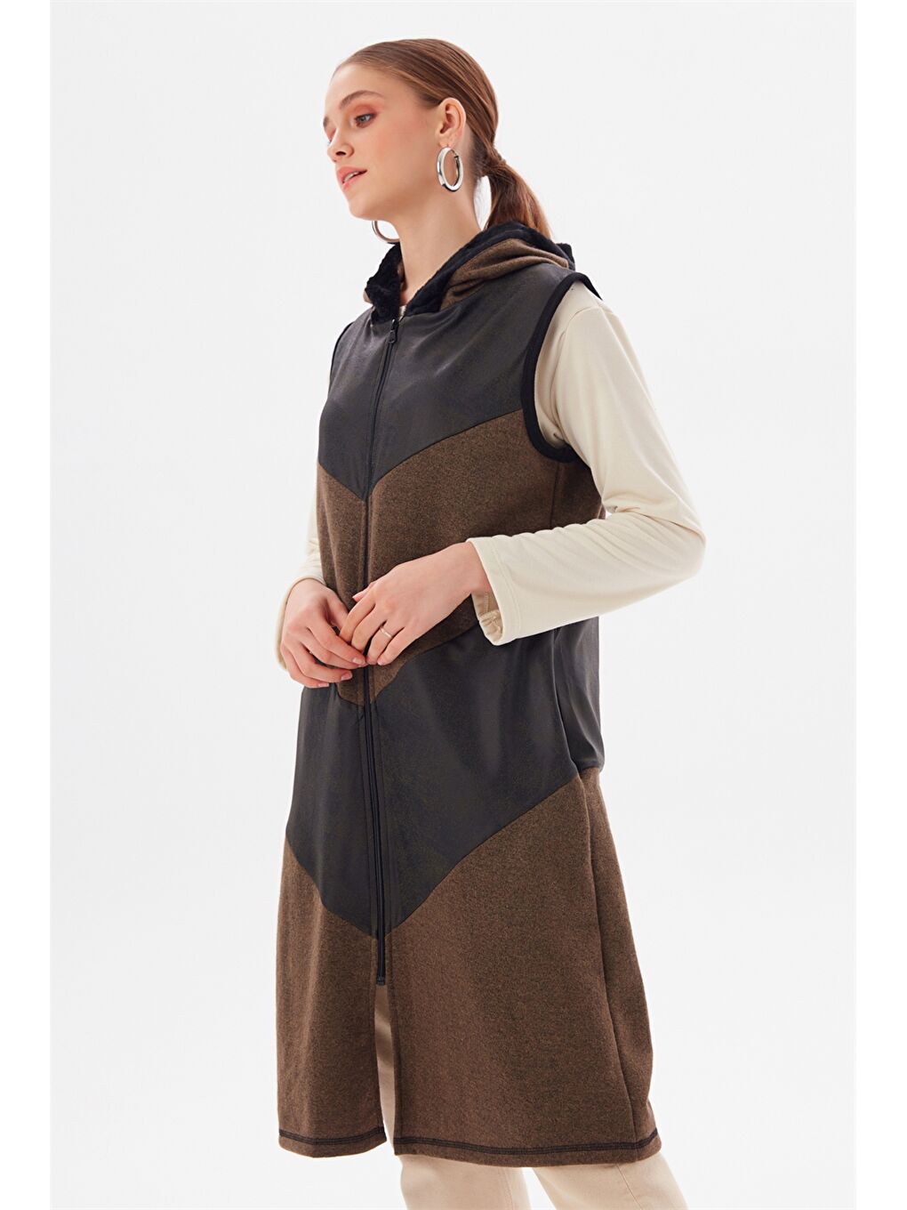 Kahverengi Kapüşonlu Renk Bloklu Kadın Yelek-3