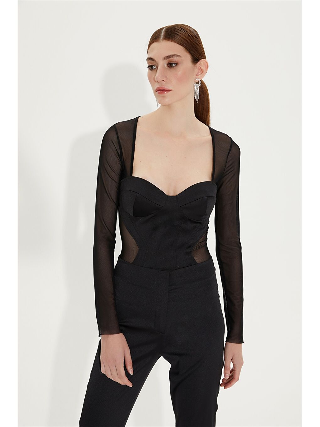 Siyah Kalp Yaka Düz Uzun Kollu Kadın Bodysuit