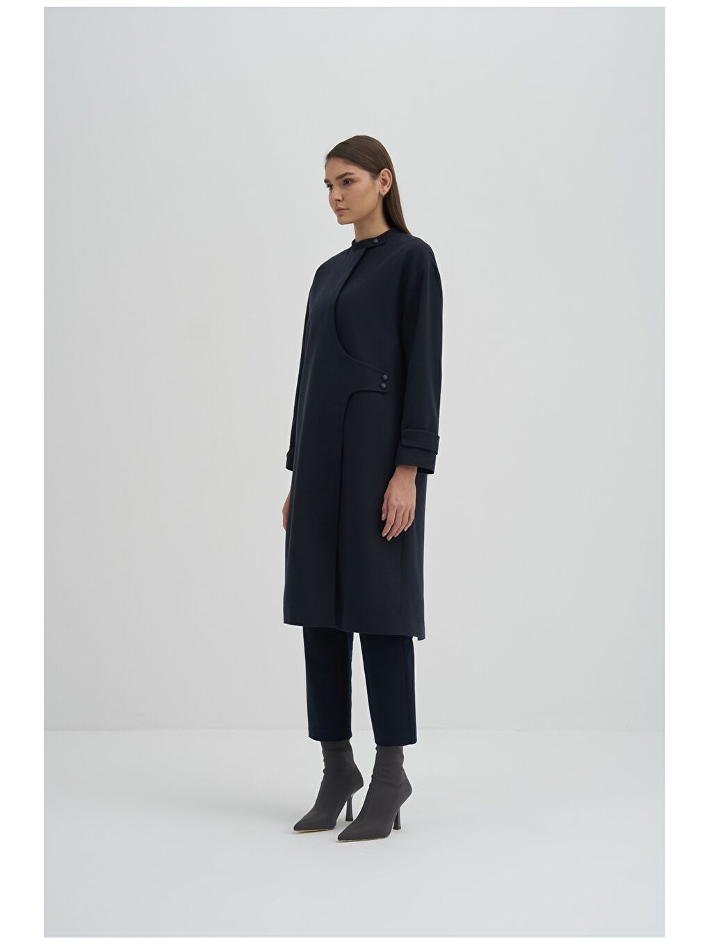 Lacivert Hakim Yaka Düz Uzun Kollu Kadın Kaşe Kaban-1