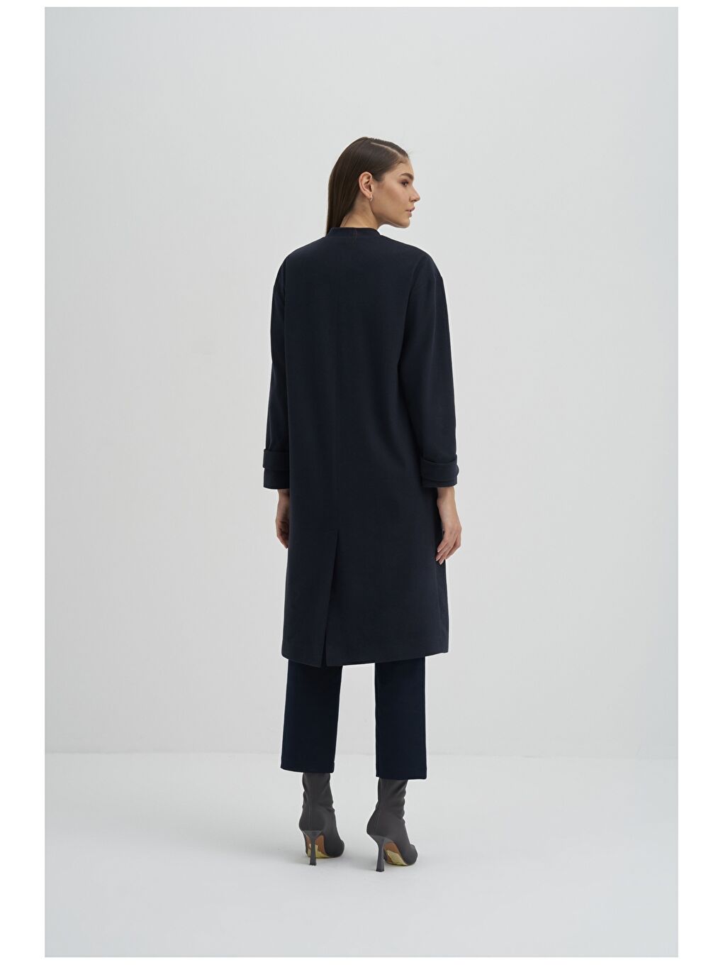 Lacivert Hakim Yaka Düz Uzun Kollu Kadın Kaşe Kaban-3