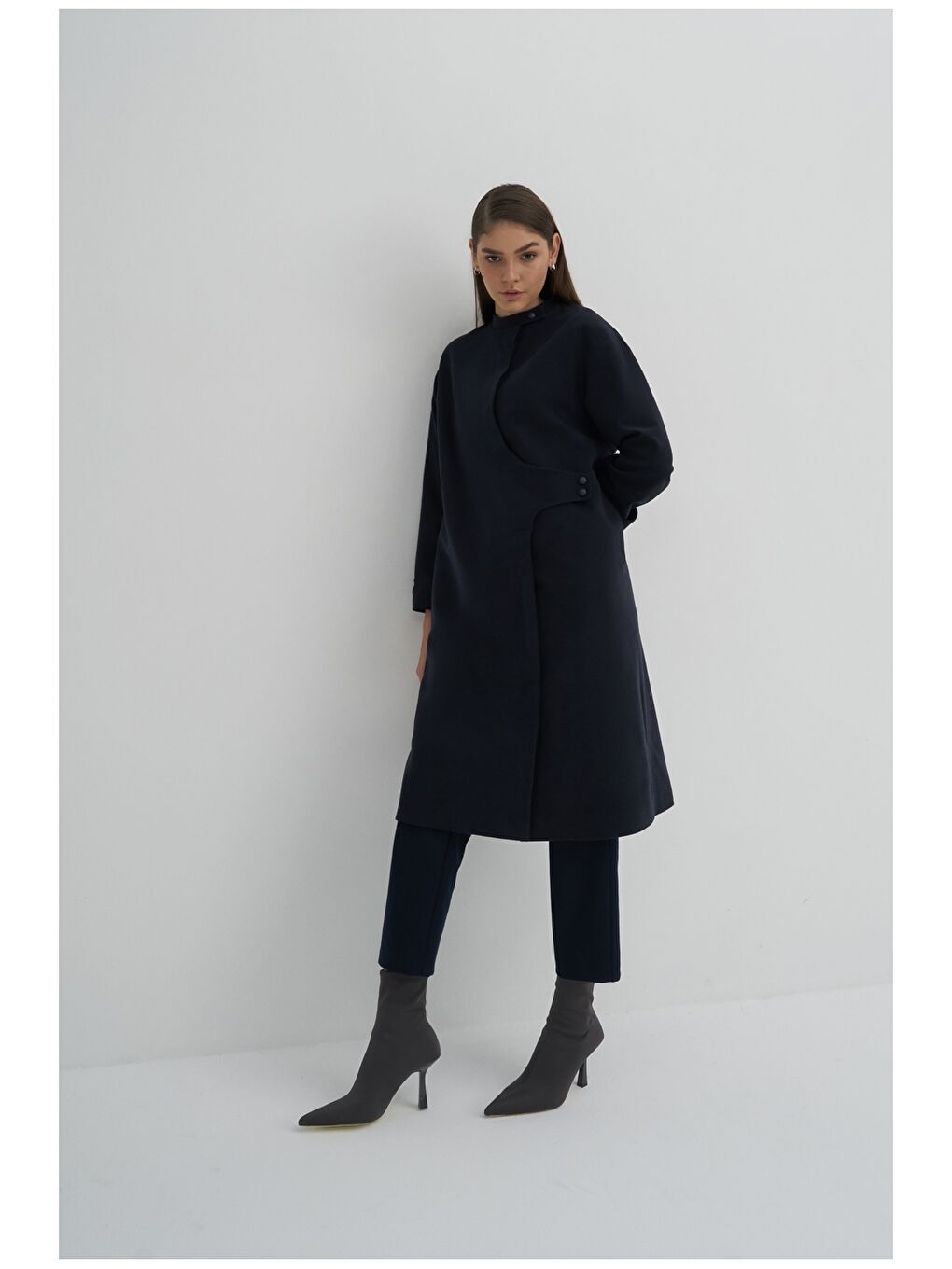 Lacivert Hakim Yaka Düz Uzun Kollu Kadın Kaşe Kaban-4