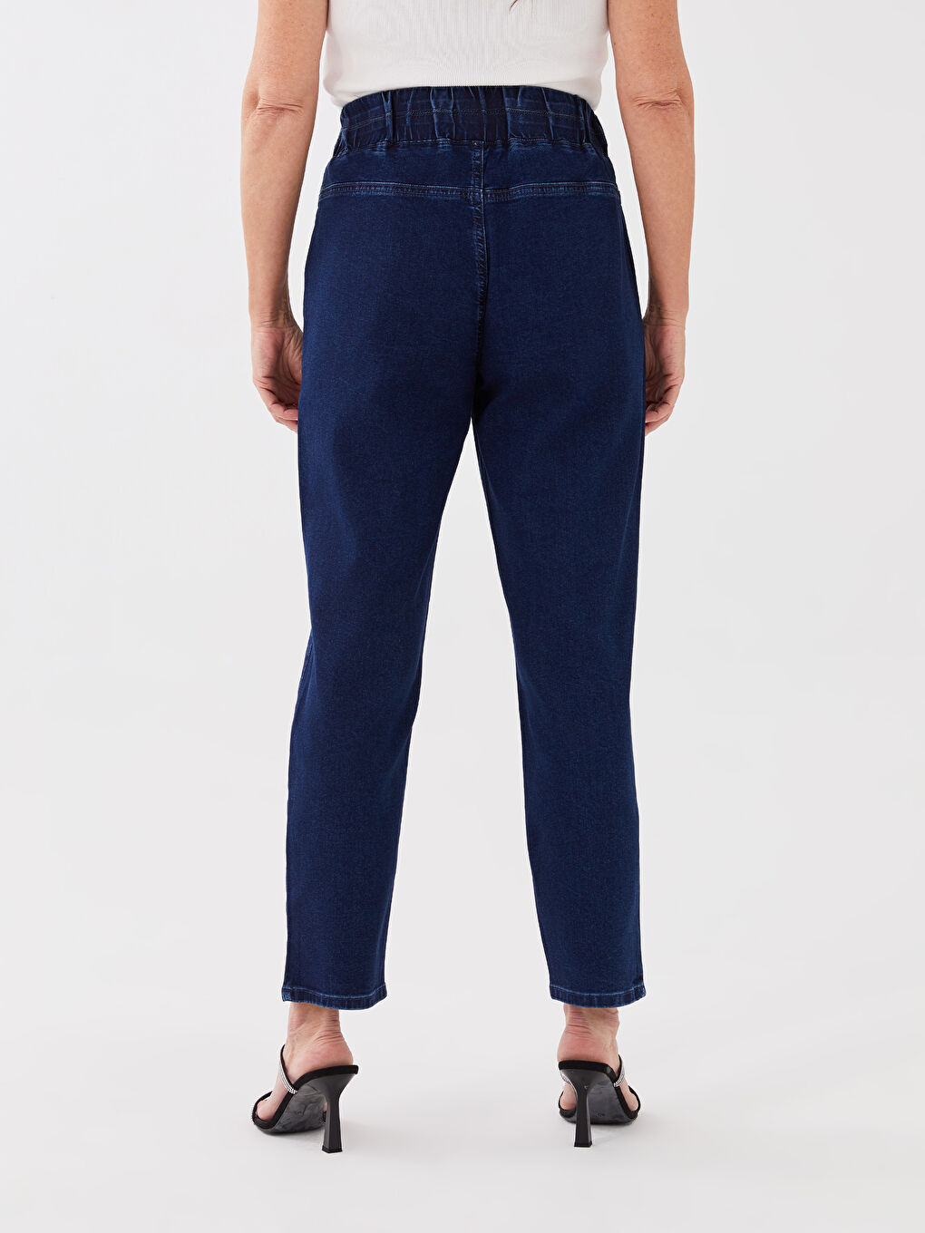 Siyah Yüksek Bel Standart Fit Taşlı Kadın Jean Pantolon-4