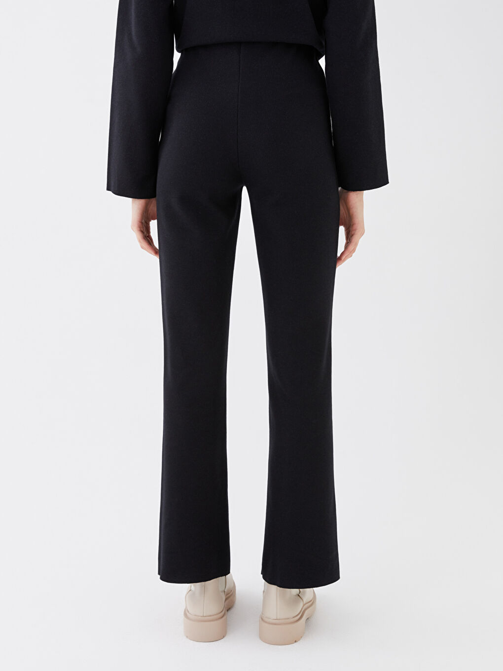 Siyah Yüksek Bel Geniş Paça Kadın Pantolon-4