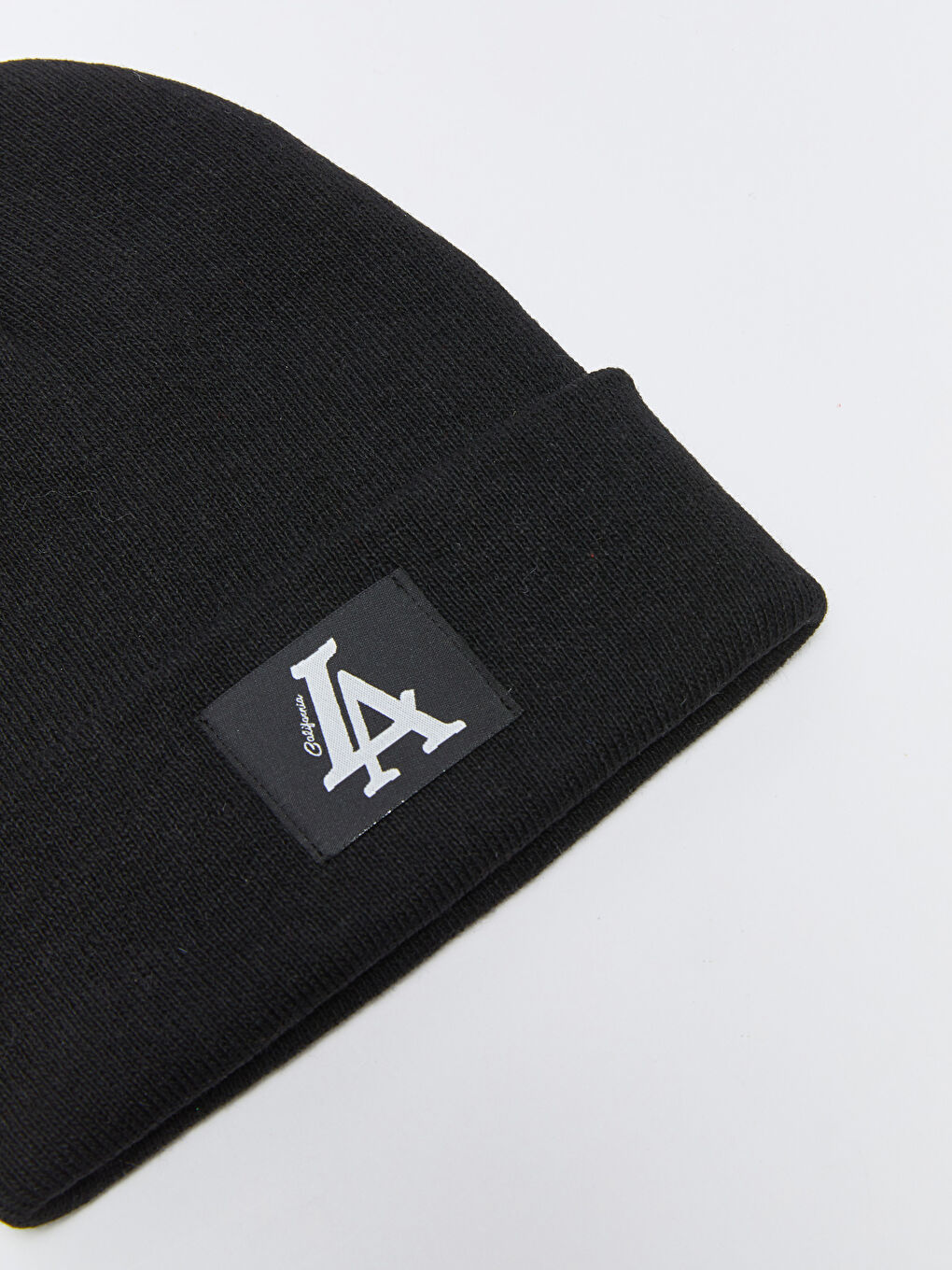 Siyah Etiket Detaylı Kadın Triko Bere-4