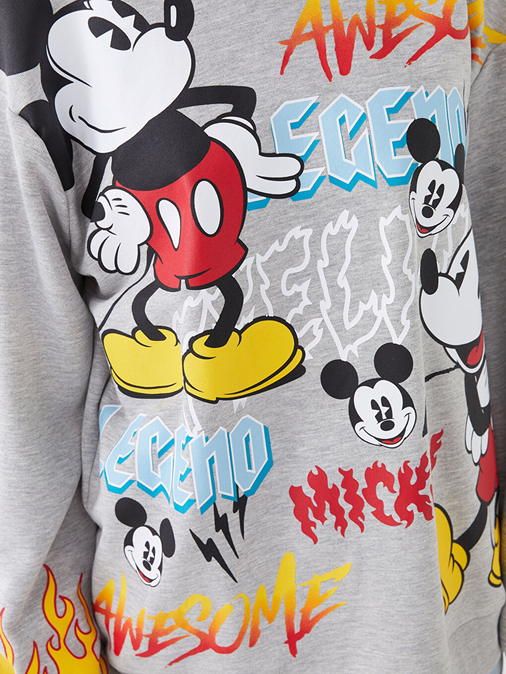 XSIDE Gri Bisiklet Yaka Mickey Mouse Baskılı Kadın Kalın Sweatshirt - 3