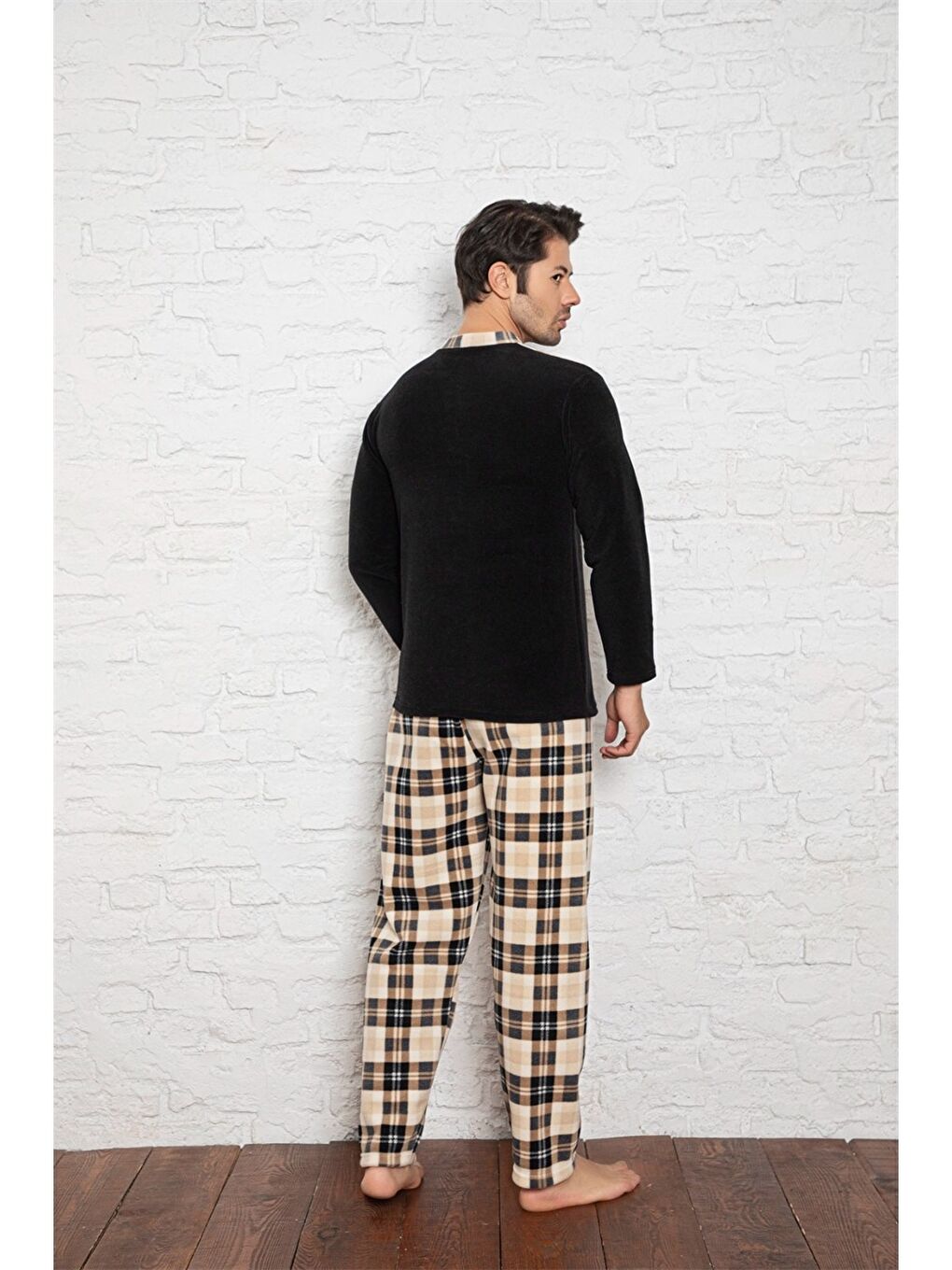 Siyah Standart Kalıp Polar Erkek Pijama Takımı-1