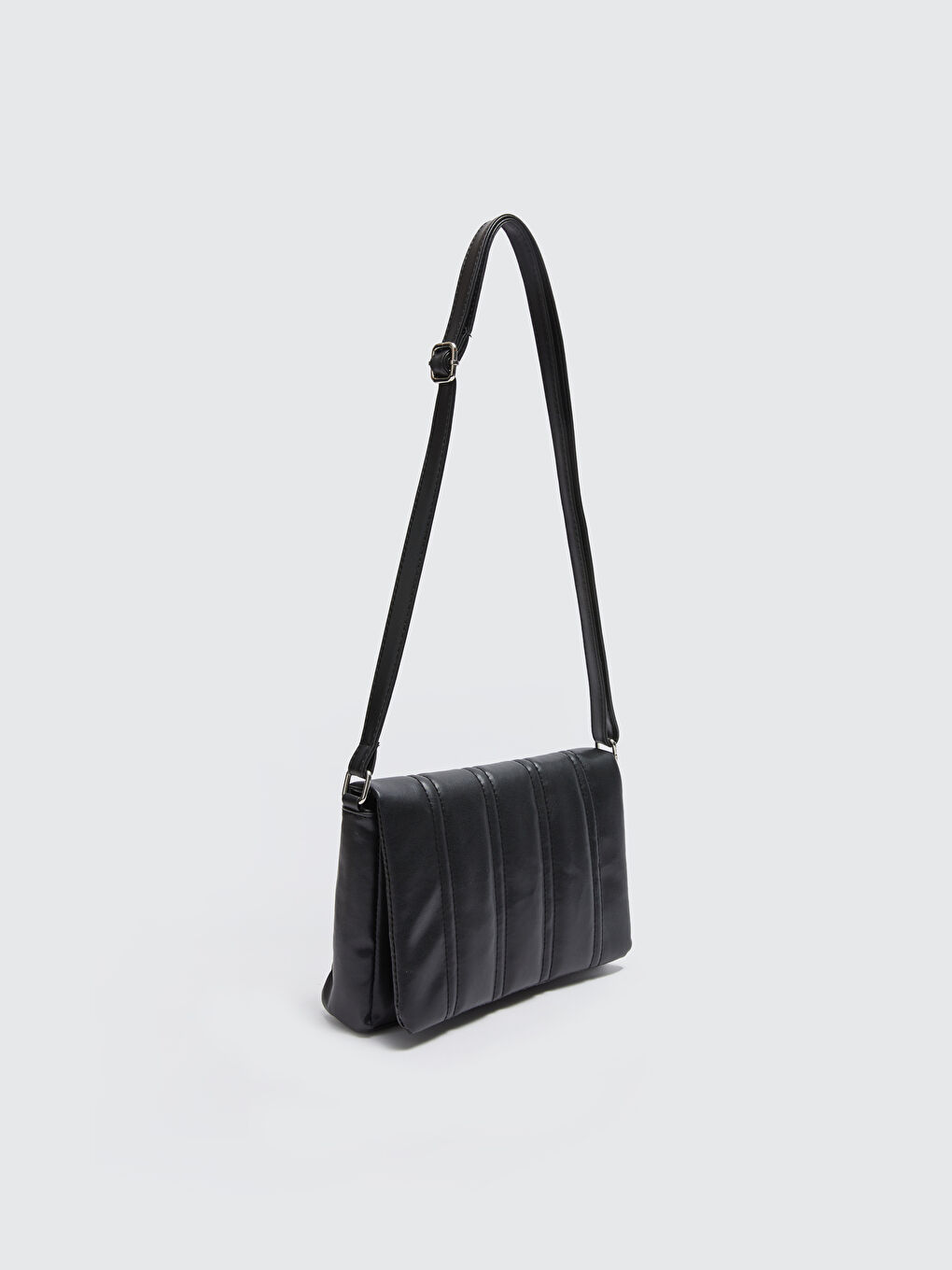 Siyah Deri Görünümlü Kadın Çapraz Çanta-4