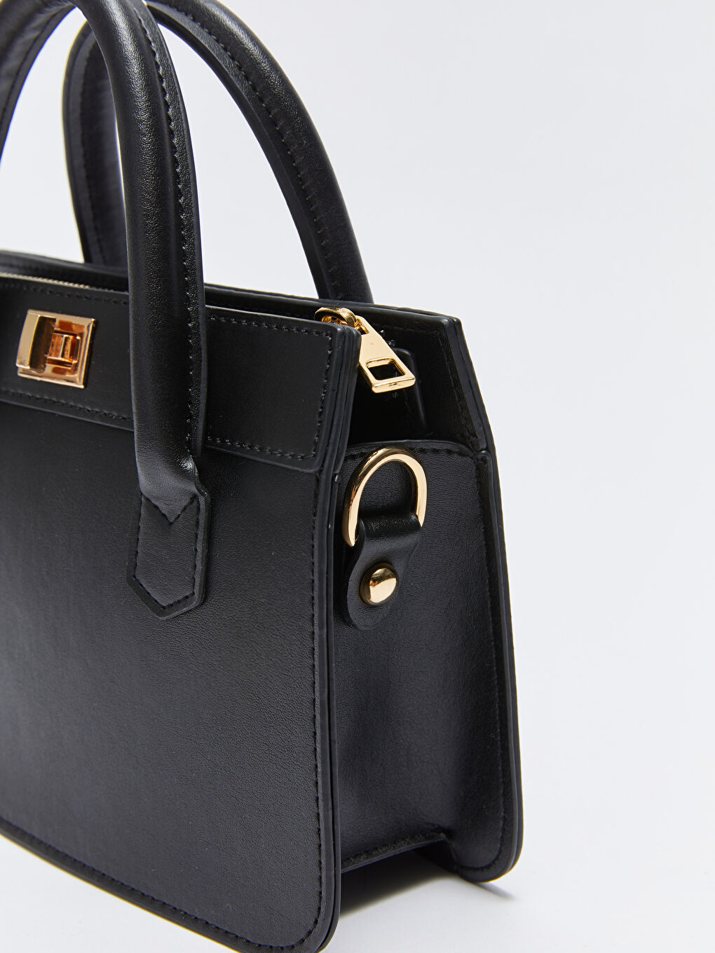 Siyah Deri Görünümlü Kadın Kol Çantası-4