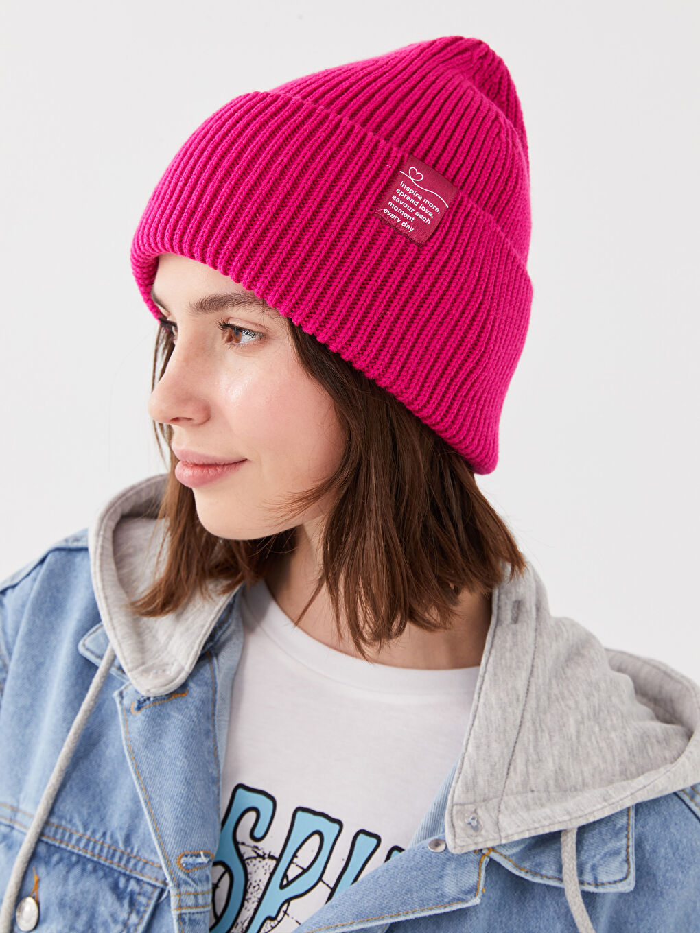 Tag Detailed Women's Tricot Beanie