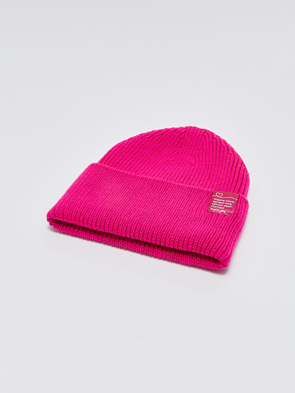 Tag Detailed Women's Tricot Beanie-3