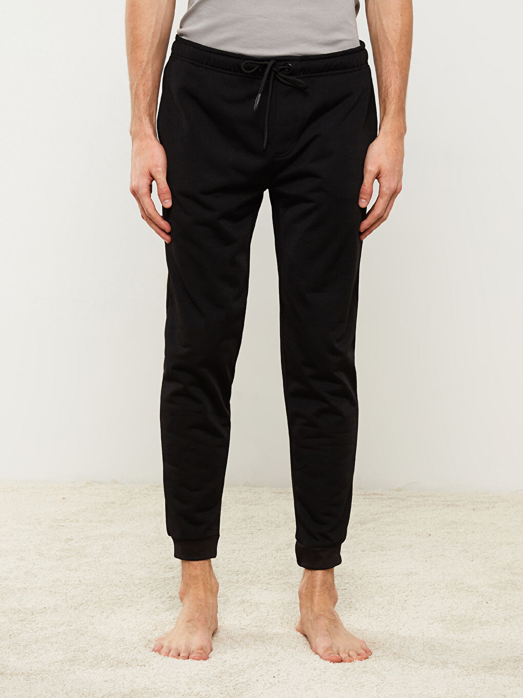 Siyah Standart Kalıp Erkek Eşofman Altı-3