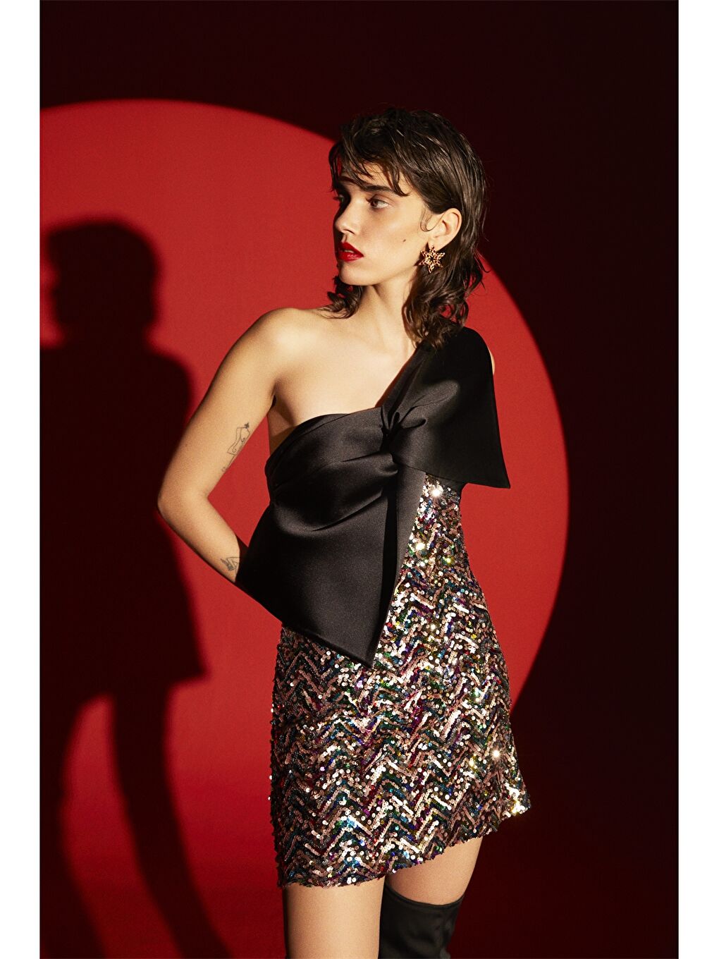 Siyah Tek Omuz Pul Payetli Kadın Elbise-2