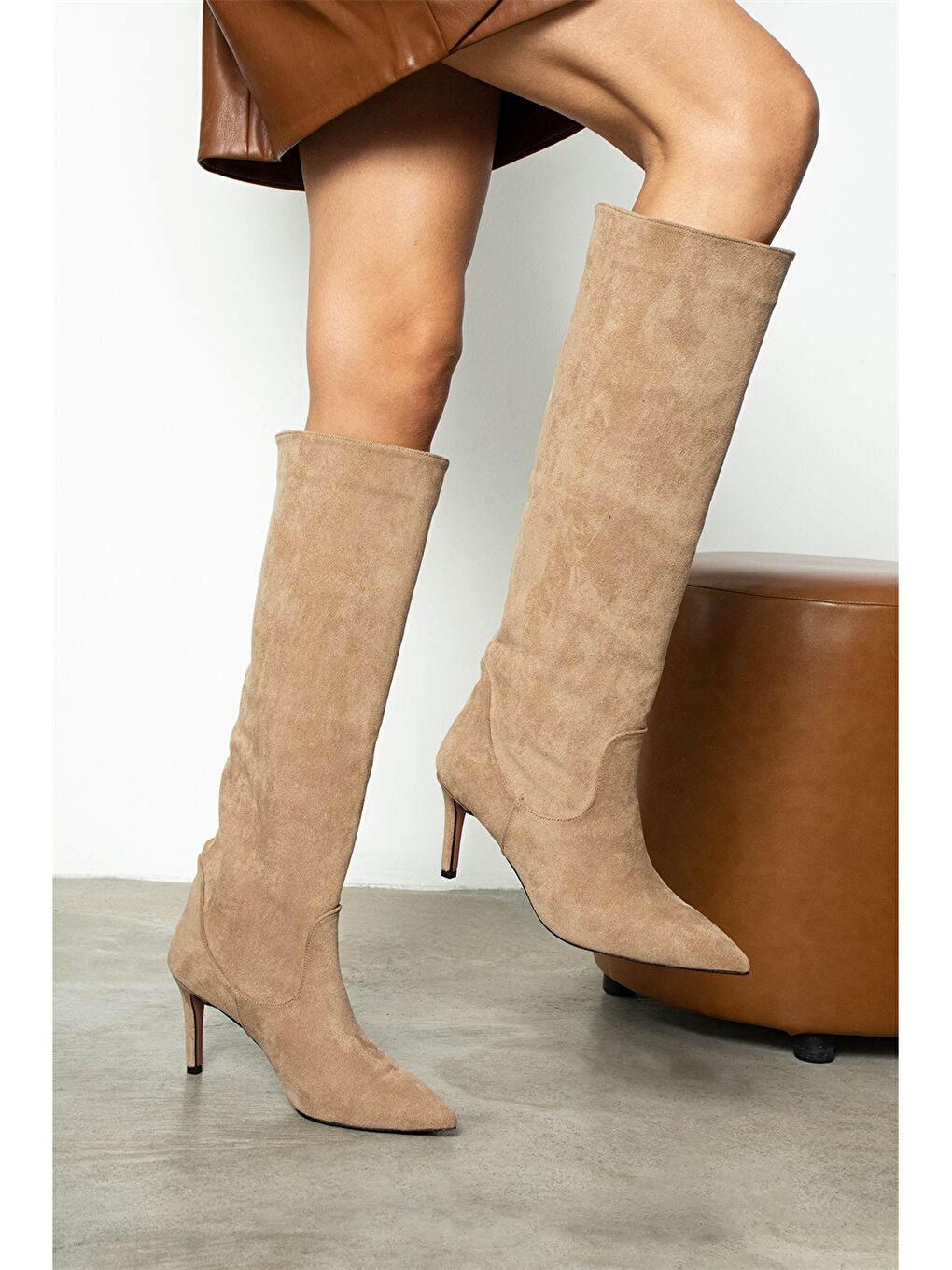 Bej Topuklu Kadın Çizme