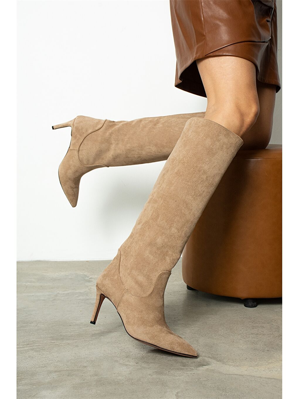 Bej Topuklu Kadın Çizme-2