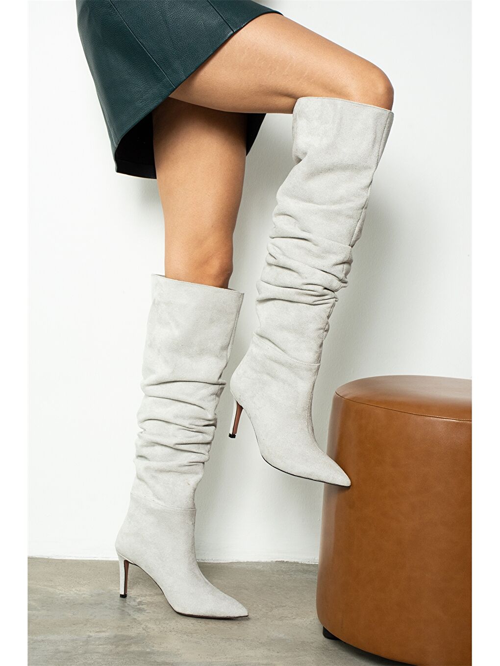 Gri Topuklu Kadın Çizme