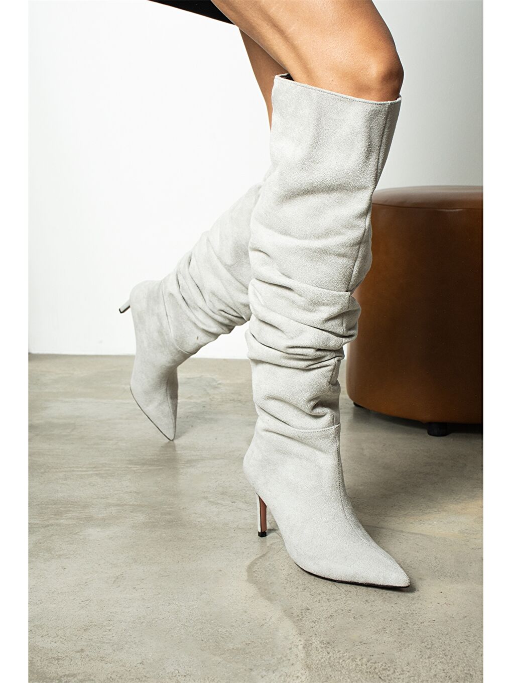 Gri Topuklu Kadın Çizme-1