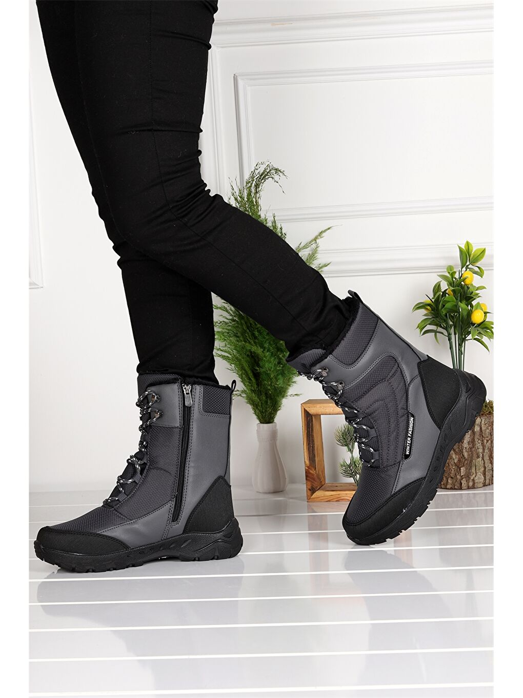 Gri Bağcık ve Fermuarlı Kadın Kar Botu-1