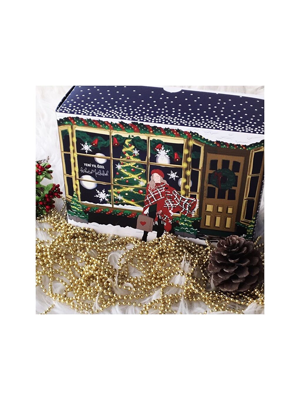 Karışık Yılbaşı Temalı Hediye Kutusu