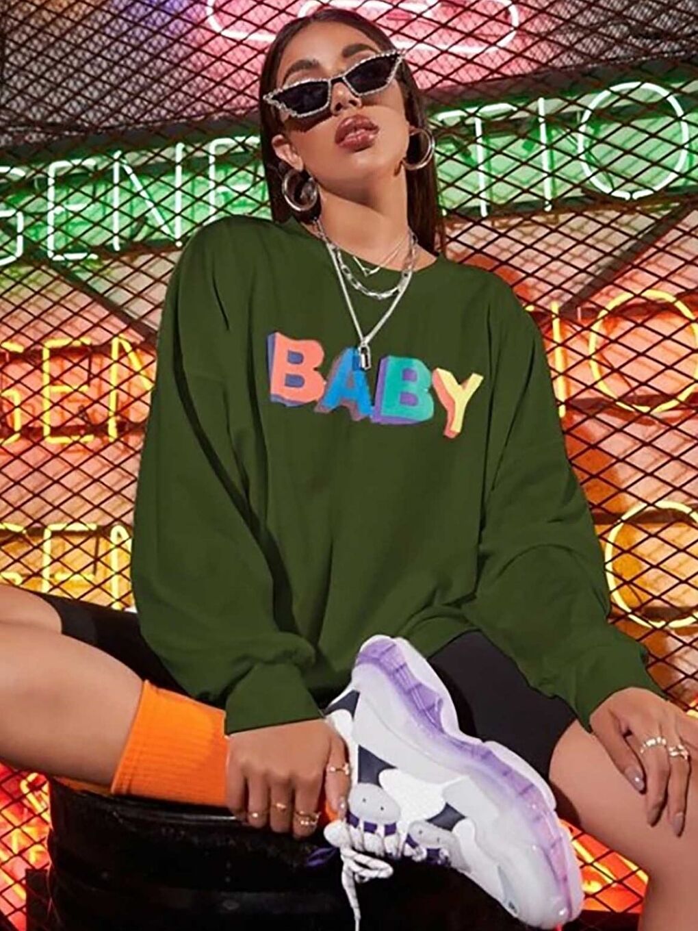 Haki Bisiklet Yaka Uzun Kollu Baskılı Kadın Sweatshirt