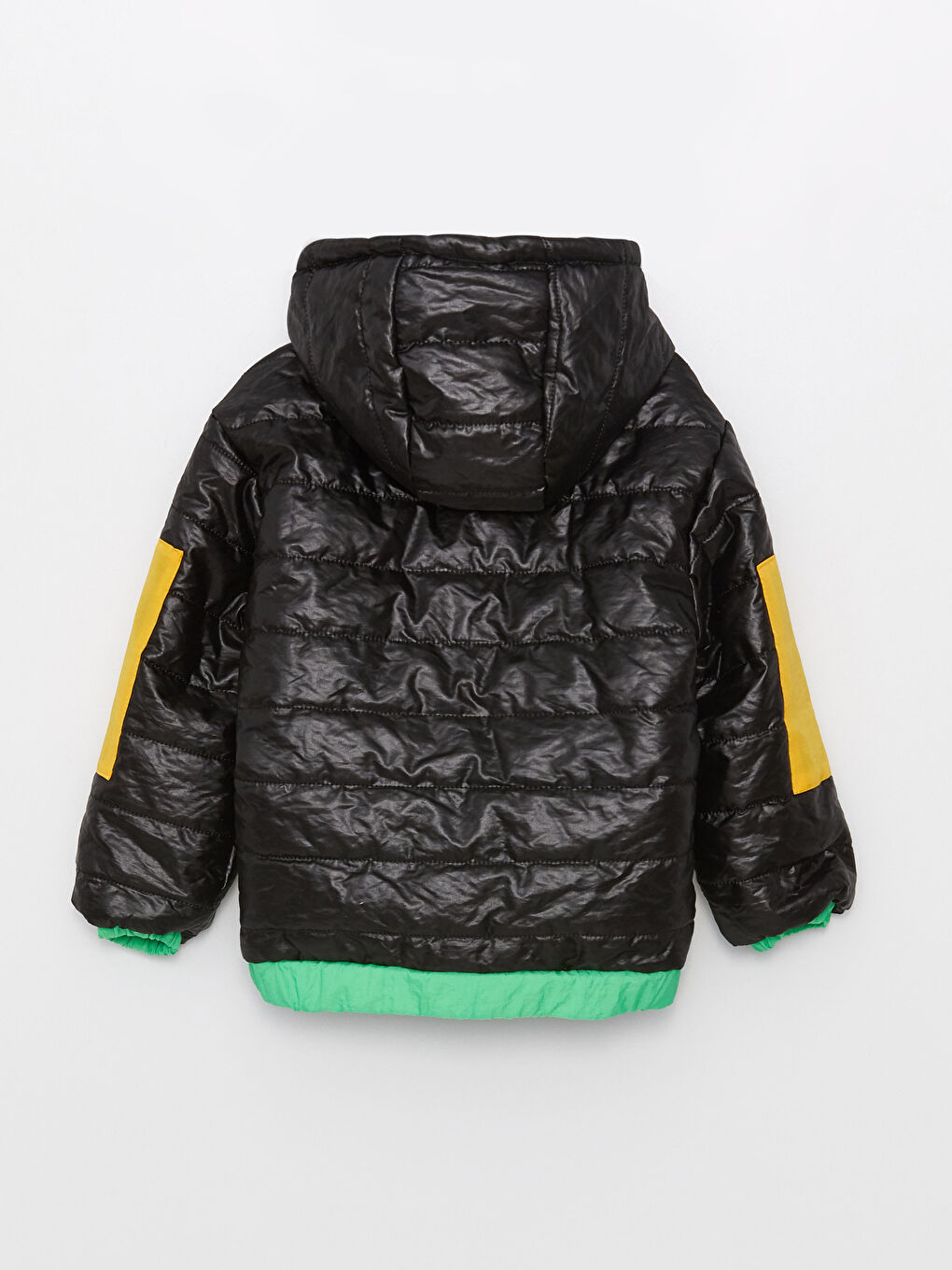 Siyah Kapüşonlu Uzun Kollu Renk Bloklu Erkek Bebek Mont-1