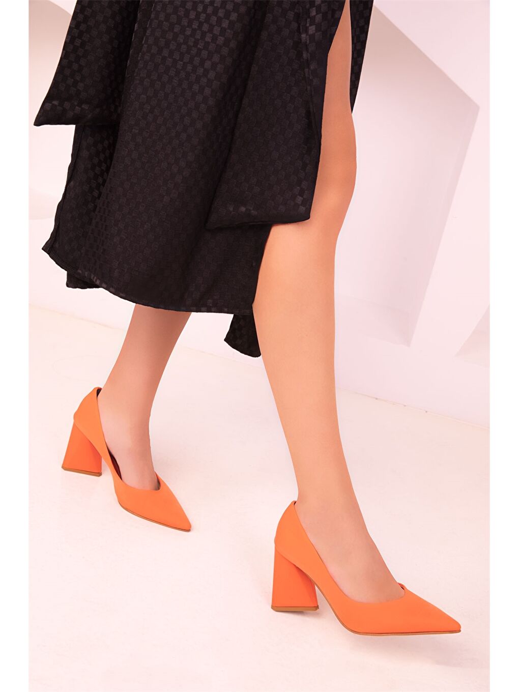 Turuncu Kalın Topuk Kadın Stiletto