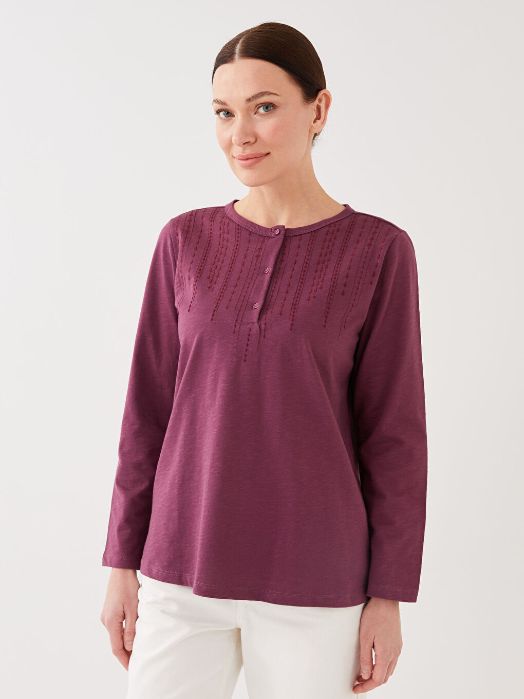 Mürdüm Kadın Bisiklet Yaka Nakışlı Uzun Kollu Bluz