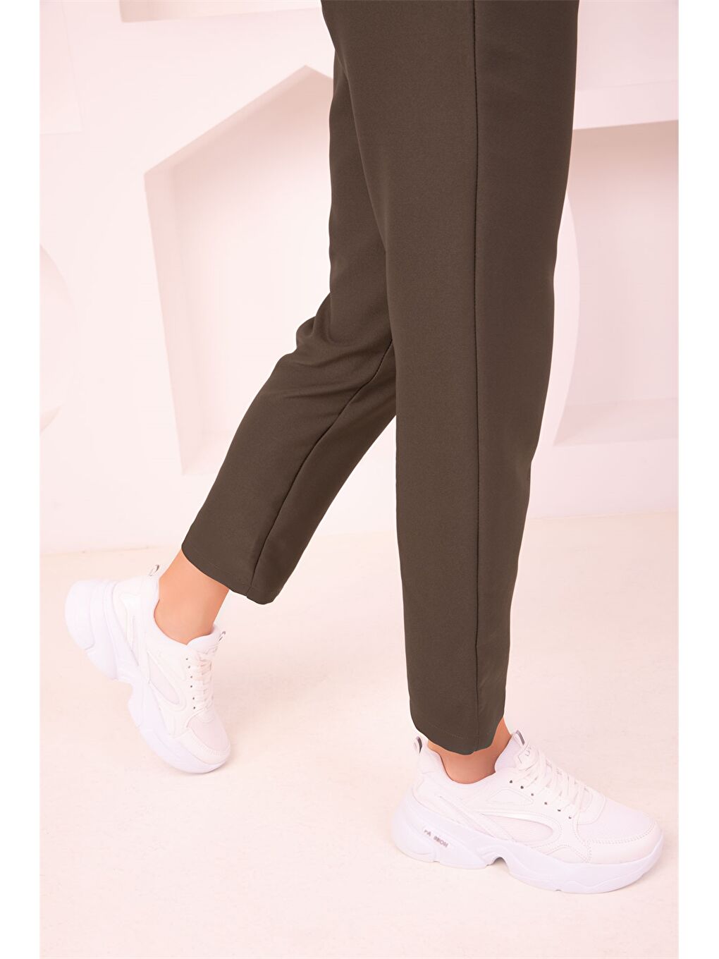 Beyaz Kalın Taban Bağcıklı Kadın Aktif Spor Ayakkabı-2