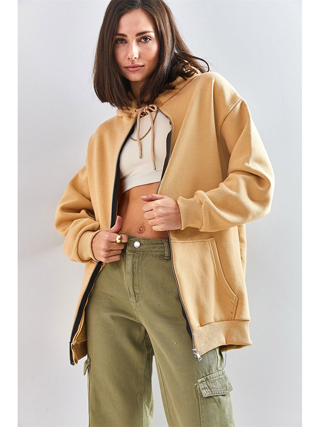 Bej Kapüşonlu Düz Uzun Kollu Kadın Spor Hırka-1