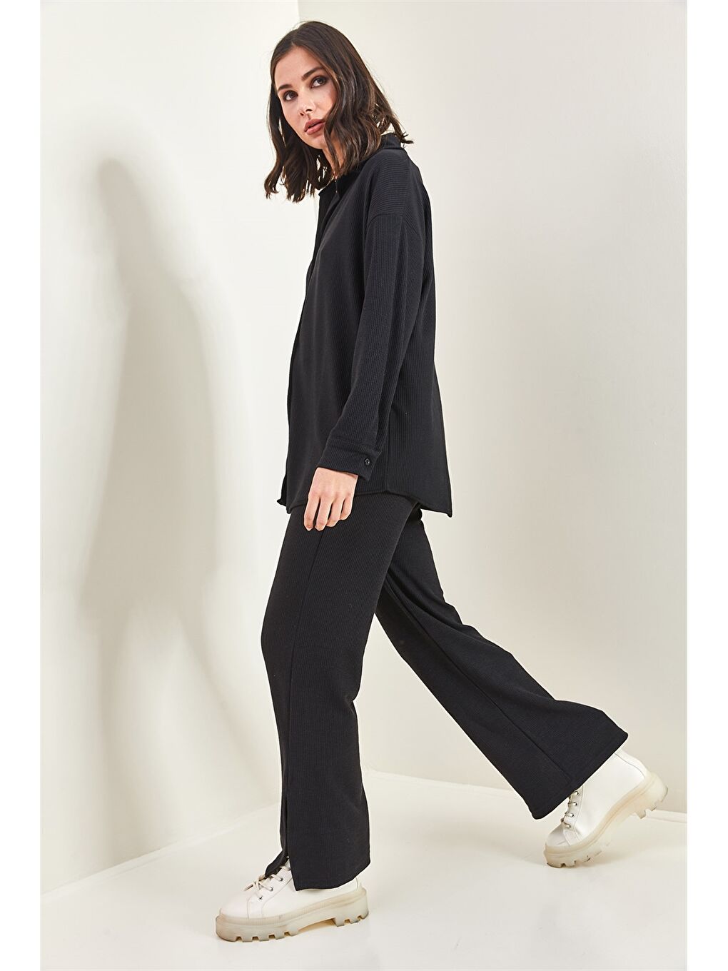 Siyah Gömlek Yaka Düz Uzun Kollu Kadın Eşofman Takımı-6