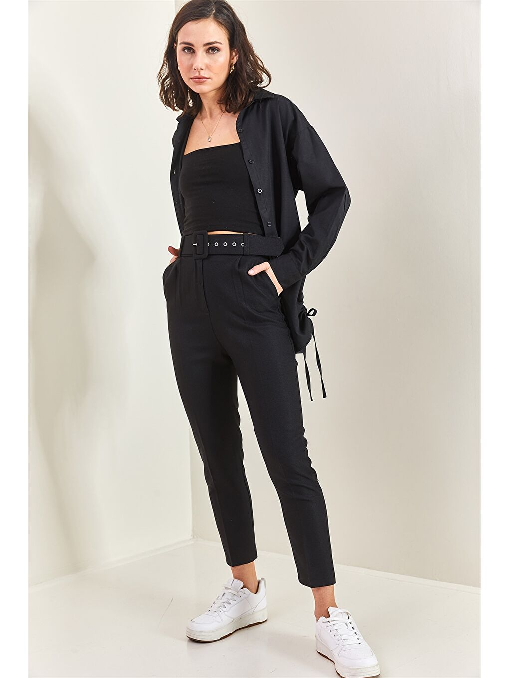 Siyah Yün Efekt Kaplamalı Kadın Pantolon-1