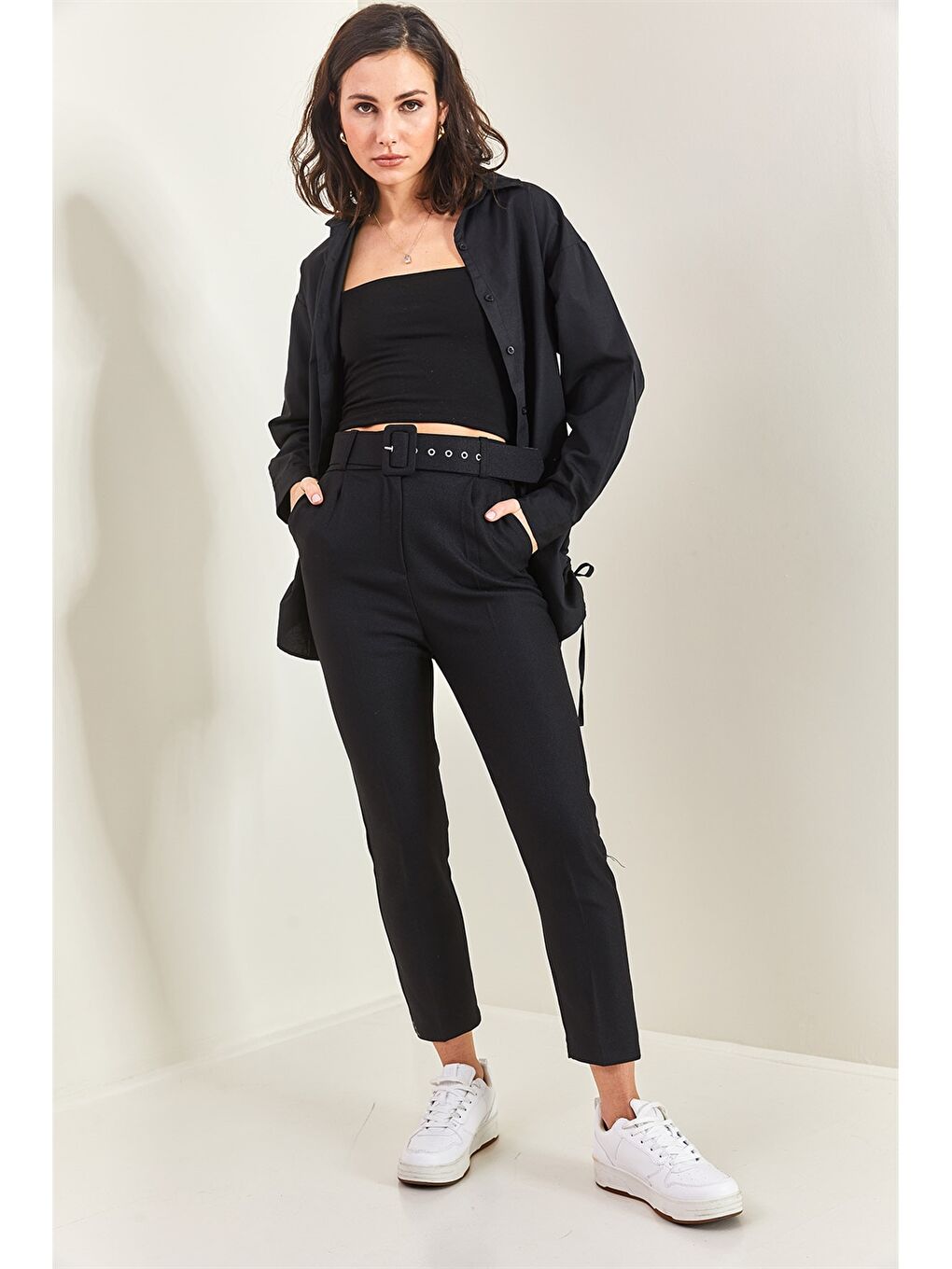 Siyah Yün Efekt Kaplamalı Kadın Pantolon-3