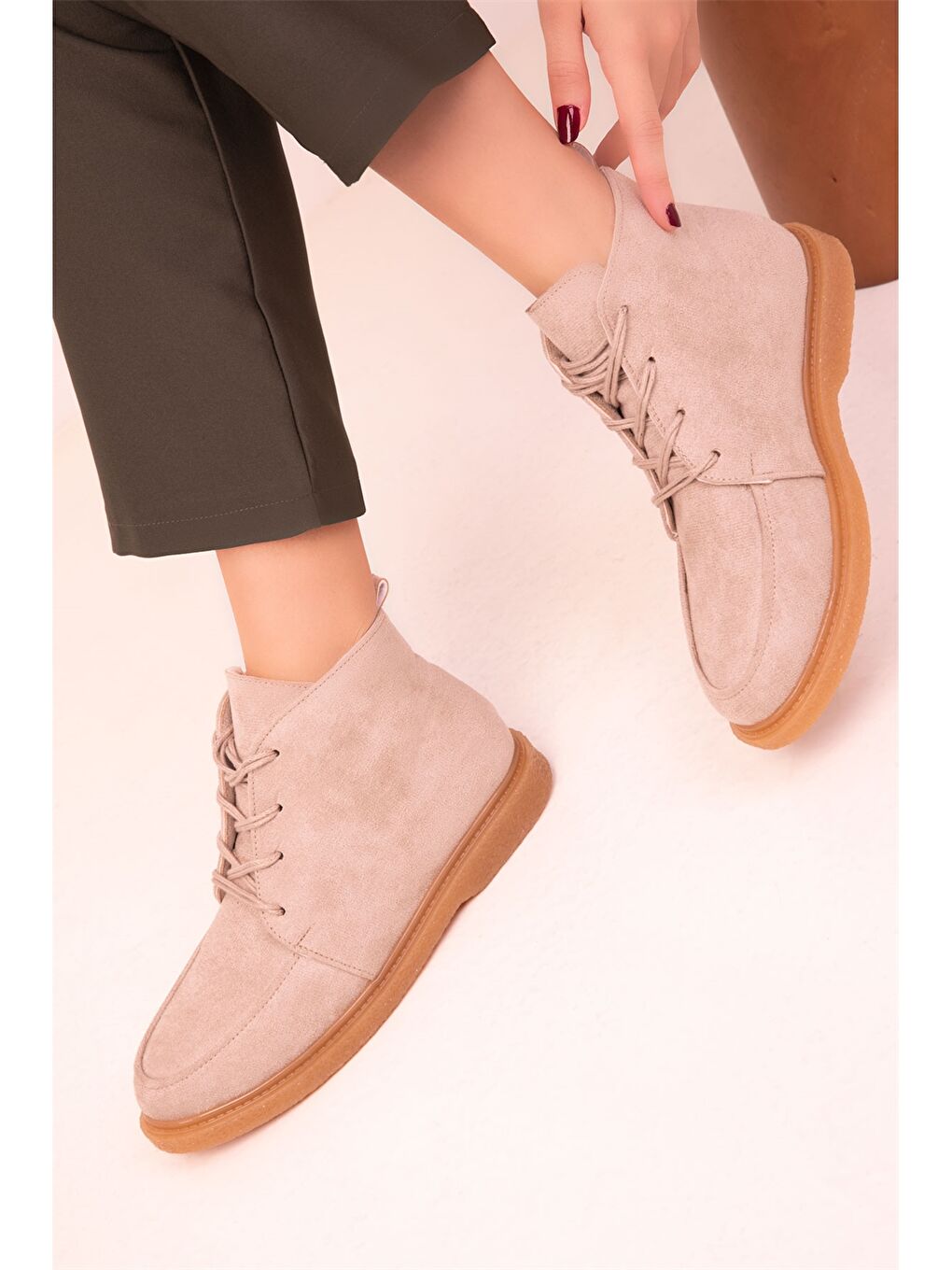 clarks women's dove roxana chukka boot