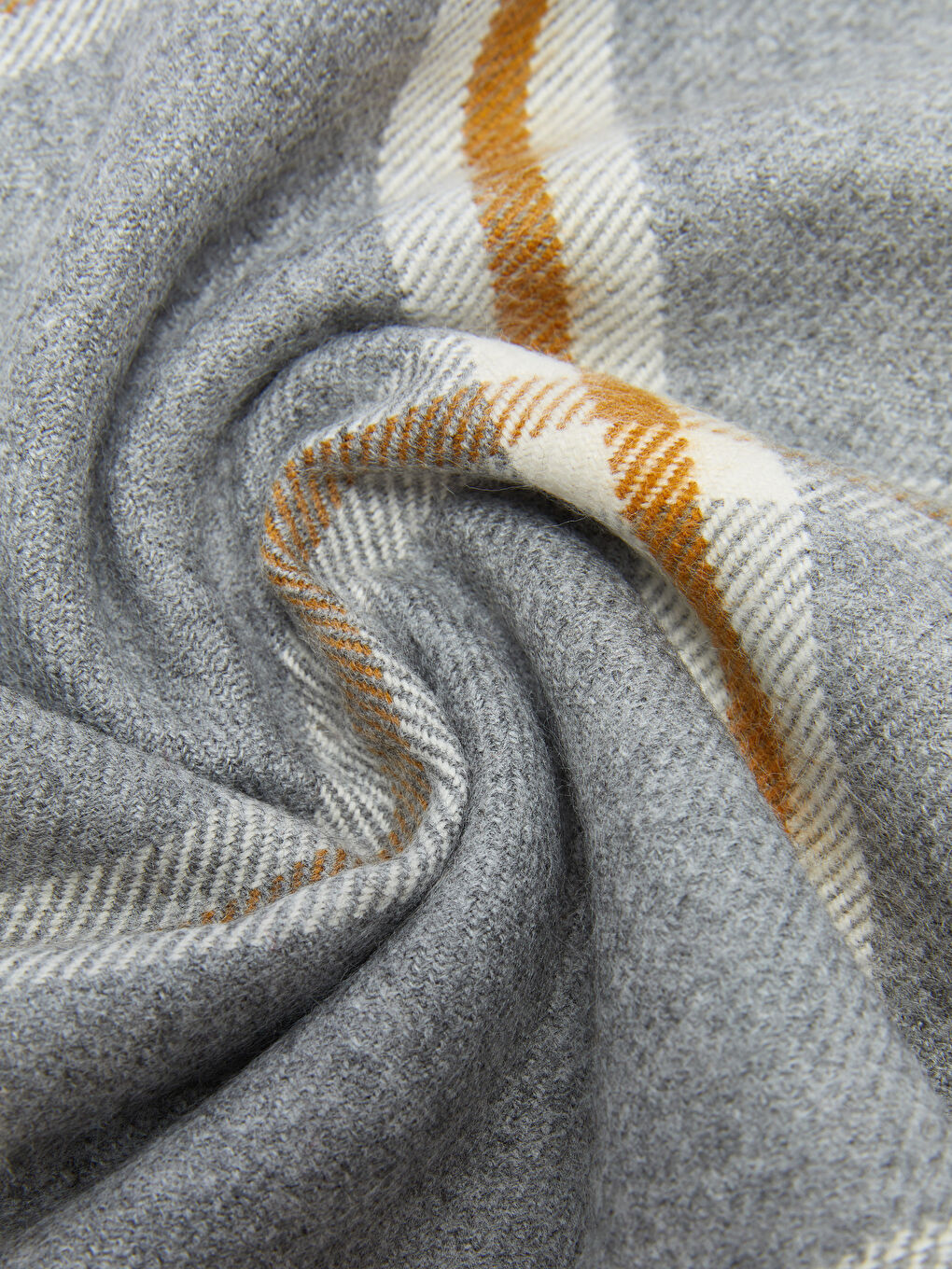 Plaid Patterned Fringed Men's Scarf-3
