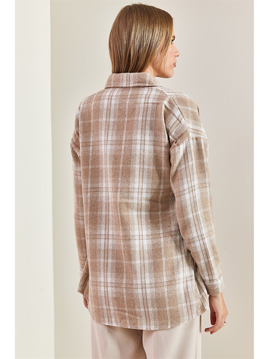 Bej Ekose Desenli Kadın Gömlek-1