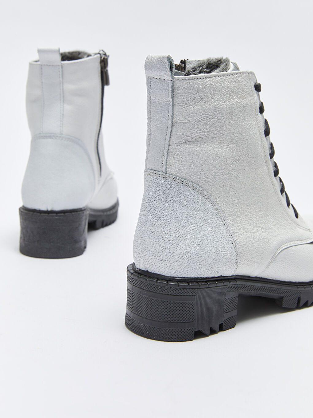 Beyaz Hakiki Deri Kadın Bot-4