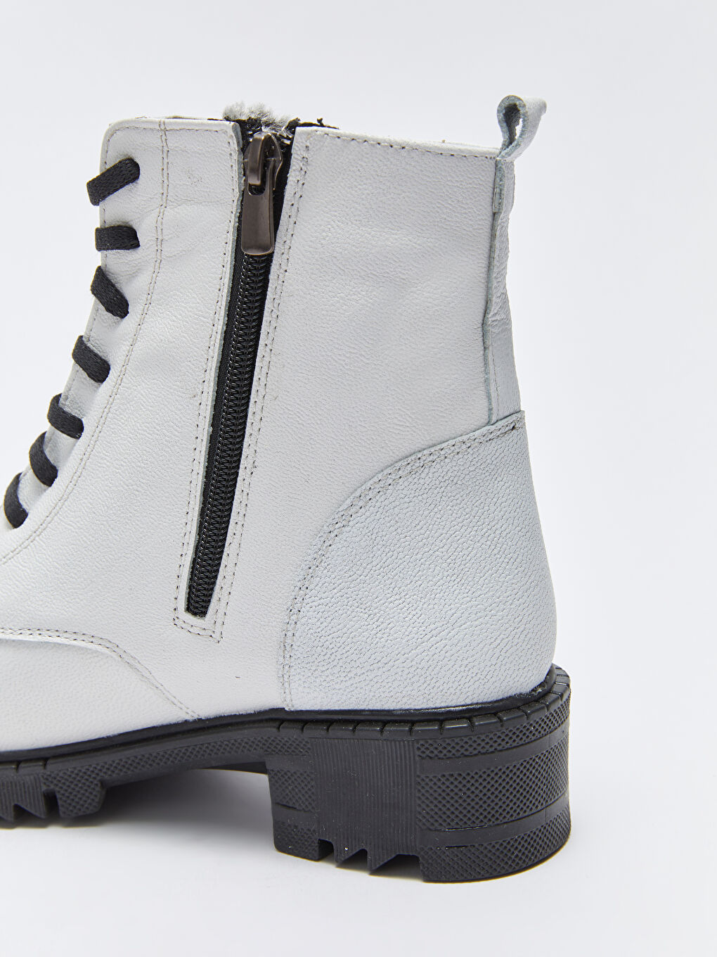 Beyaz Hakiki Deri Kadın Bot-5