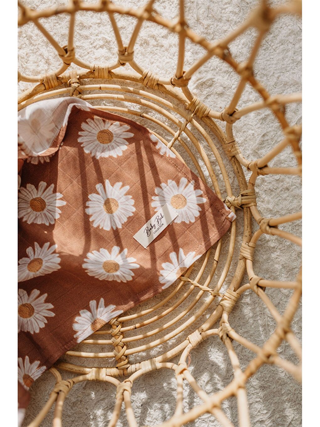 Turuncu Desenli Kız Bebek Müslin Örtü 120x120 cm-1