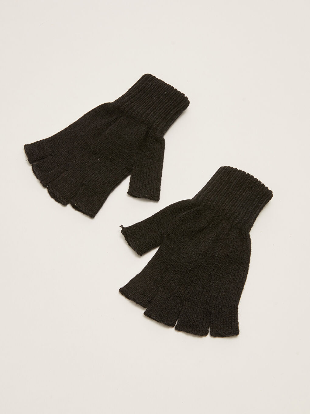 قفازات تريكو بدون أصابع للرجال-1