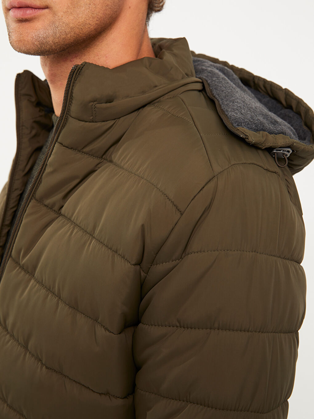 Haki Standart Kalıp Kapüşonlu Erkek Şişme Mont-4