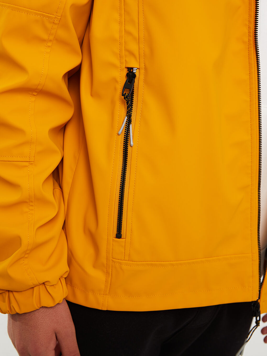 Ерлерге арналған стандартты пішім капюшонды жаңбырға арналған күрте-3