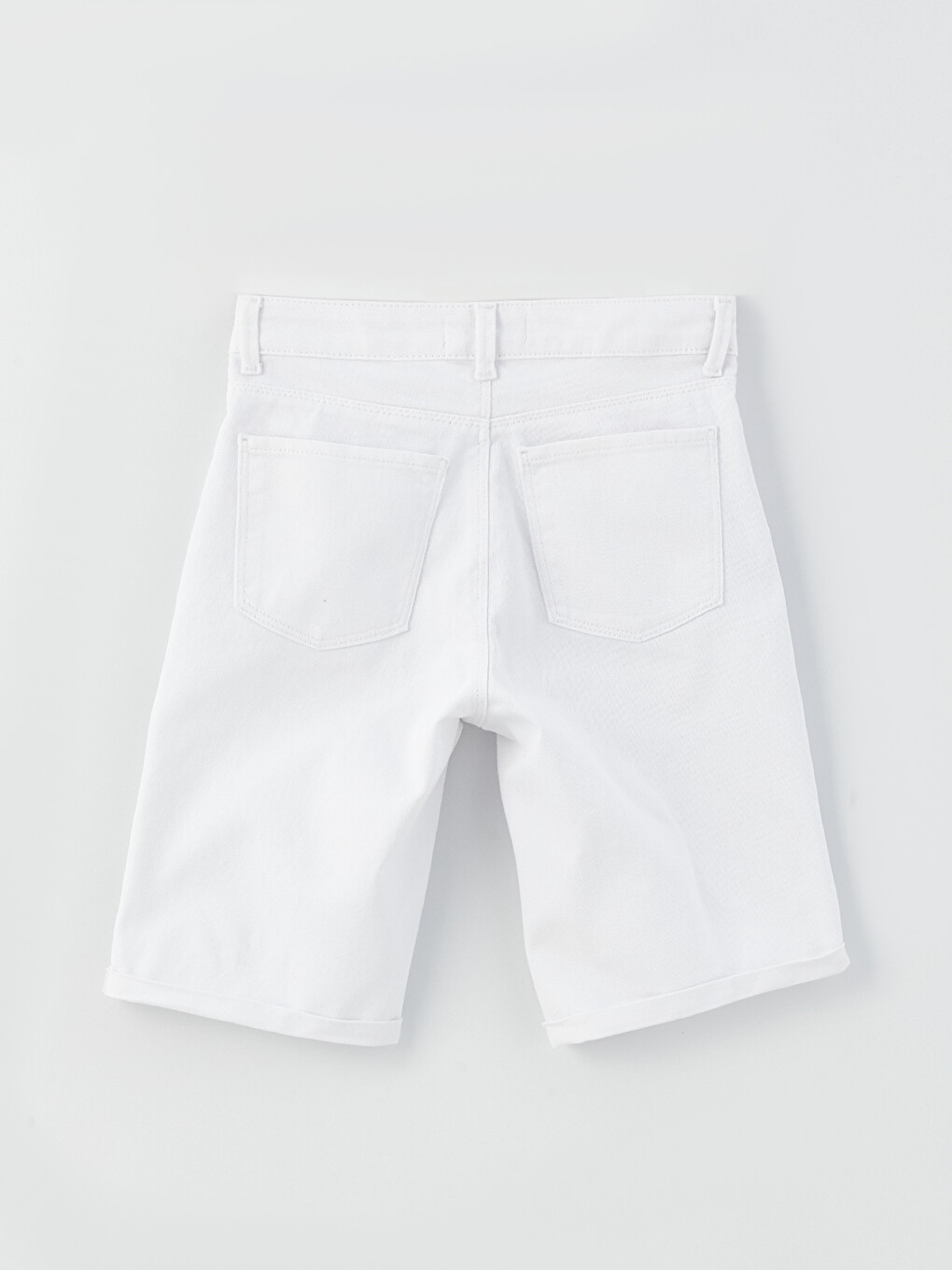 Women's Pocket Detailed Straight Jean Shorts-6