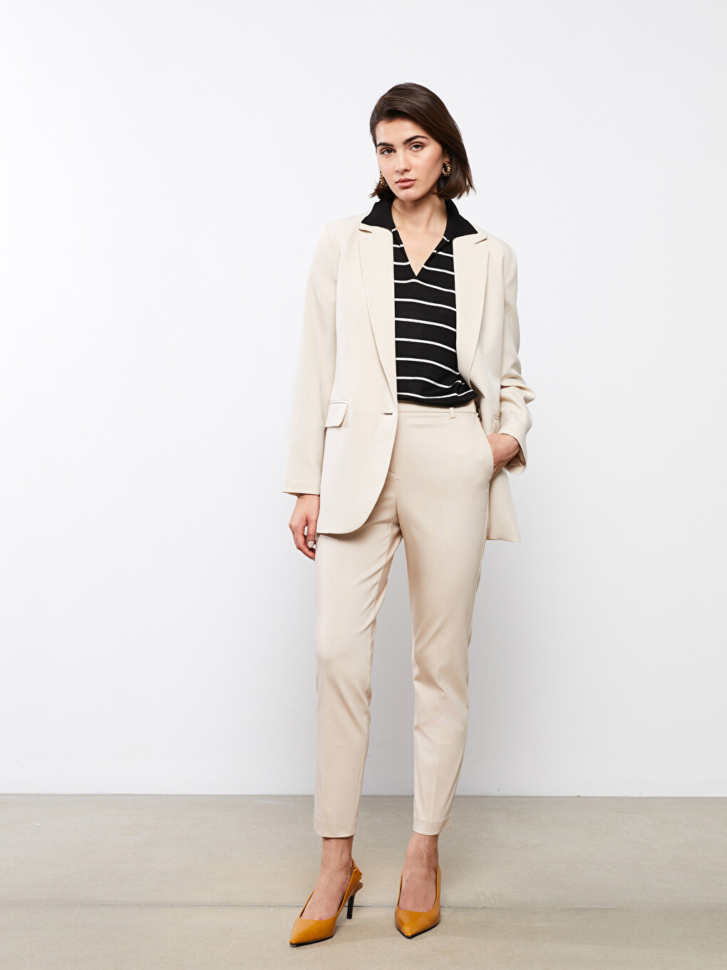 Pantaloni Drepți Slim Fit Pentru Femei, Cu Buzunare Detaliate