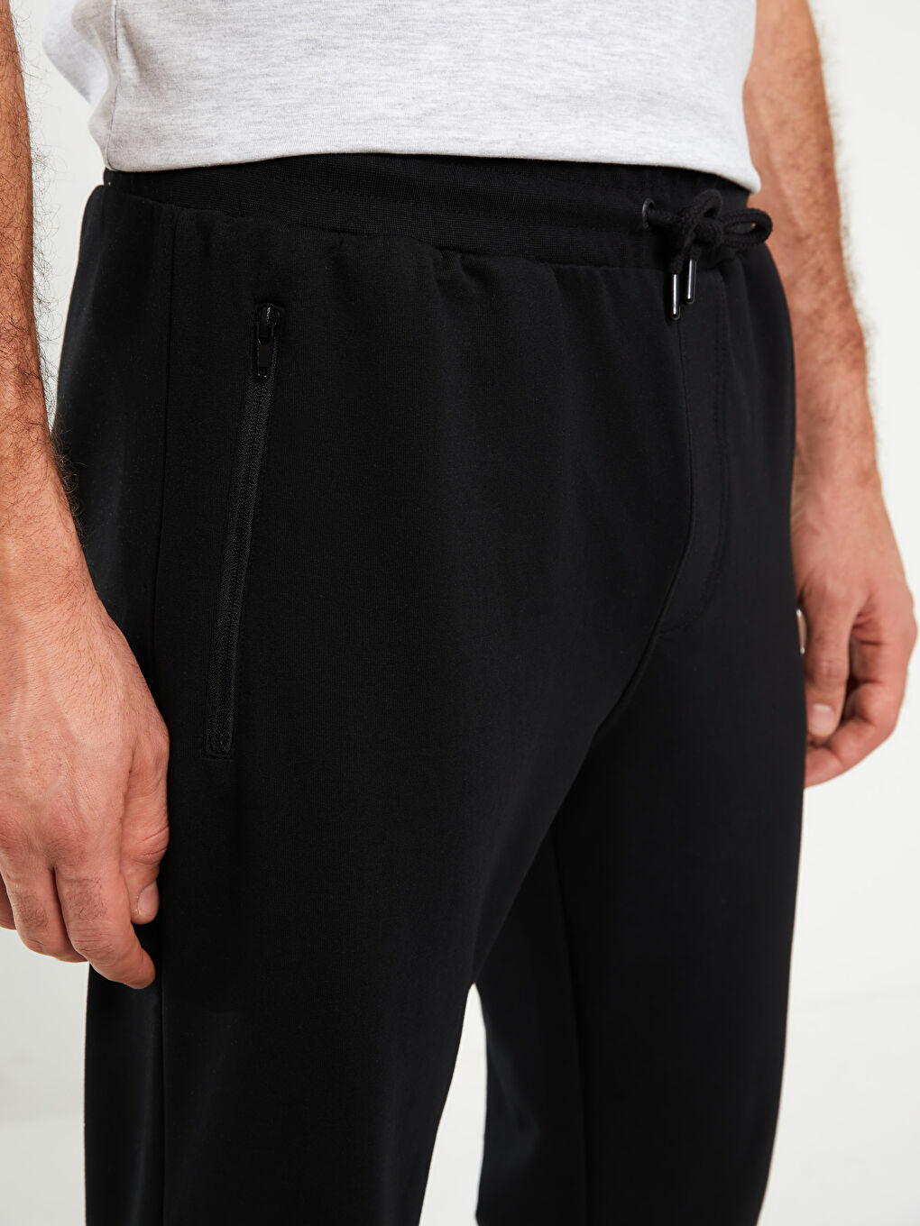 Siyah Standart Kalıp Erkek Eşofman Altı-6